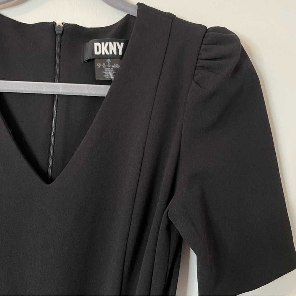 DKNY Short Sleeve V-Neck Tie Waist Jumpsuit 2 - Picture 7 of 7